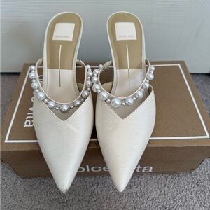 Dolce Vita Kanika Pearl Heels.